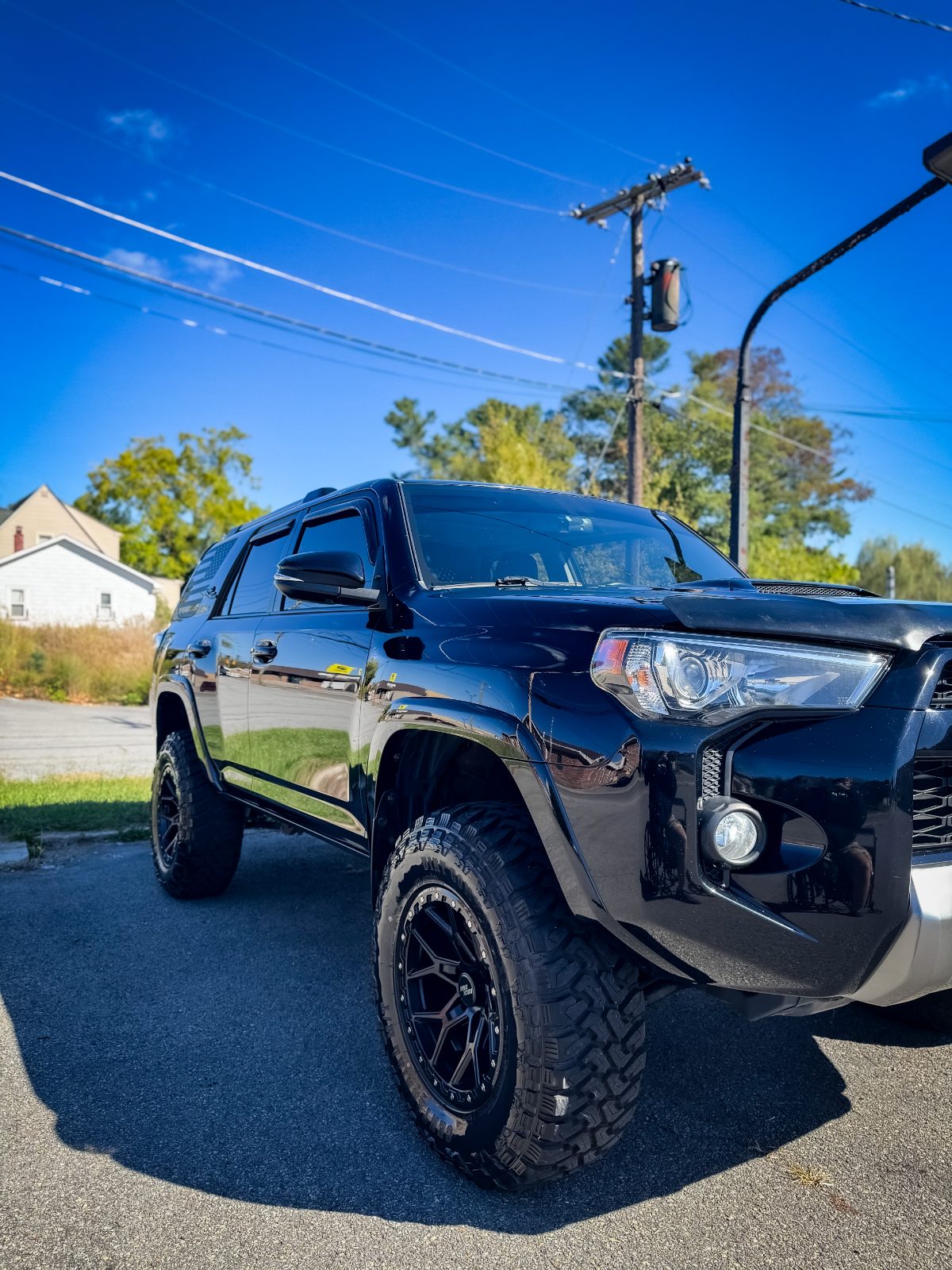 Black lifted Toyota 4Runner after ceramic coating